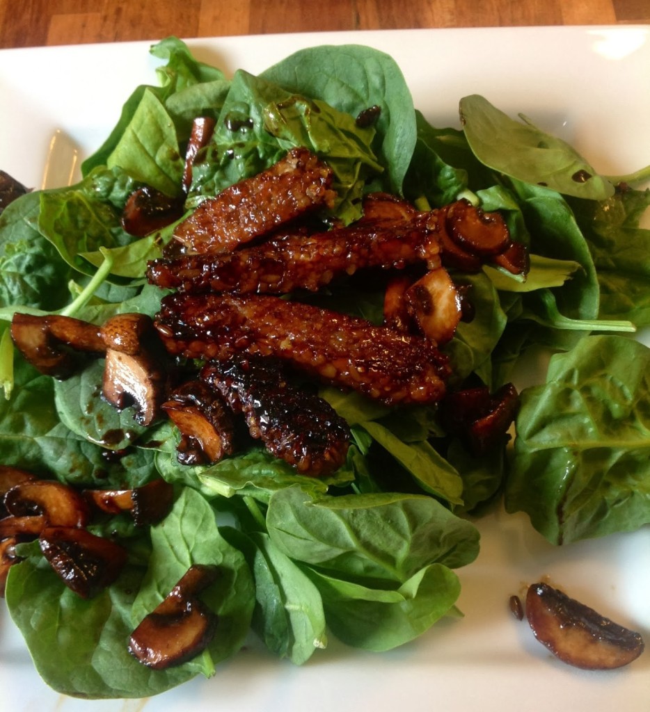 Tempeh-Bacon-Spinach-Salad-21